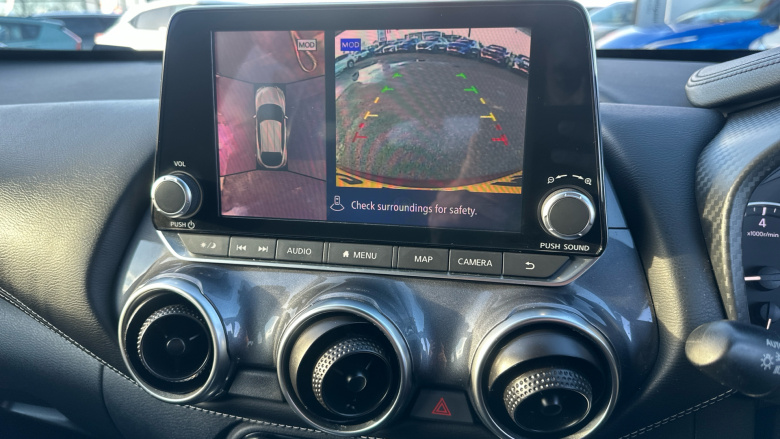 Nissan Juke 1.0 DiG-T 114 Tekna 5dr Petrol Hatchback